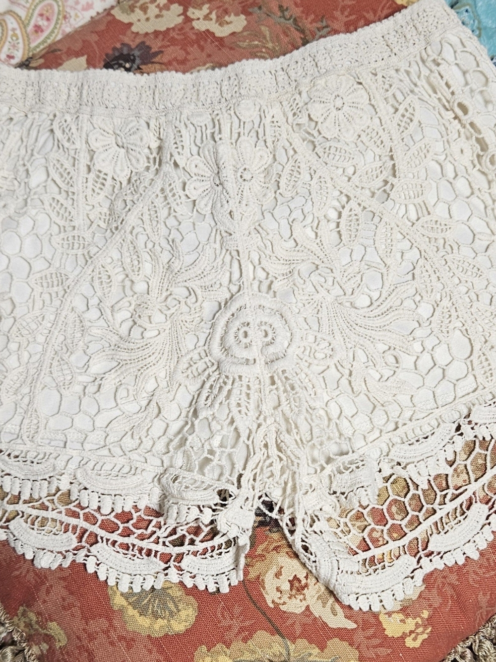 Crochet Lace Shorts Small